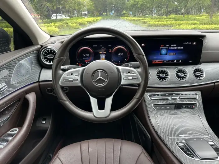 Mercedes-Benz CLS 2021 Model CLS 300 Dynamic Model – фото 10