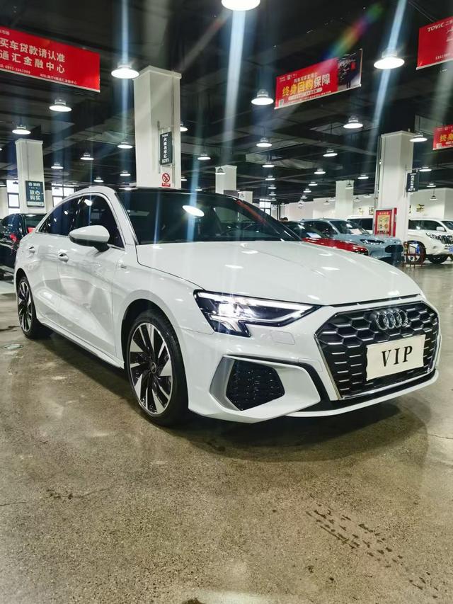 Audi A3 2024 A3L Limousine 35 TFSI Stylish Elegance – фото 2