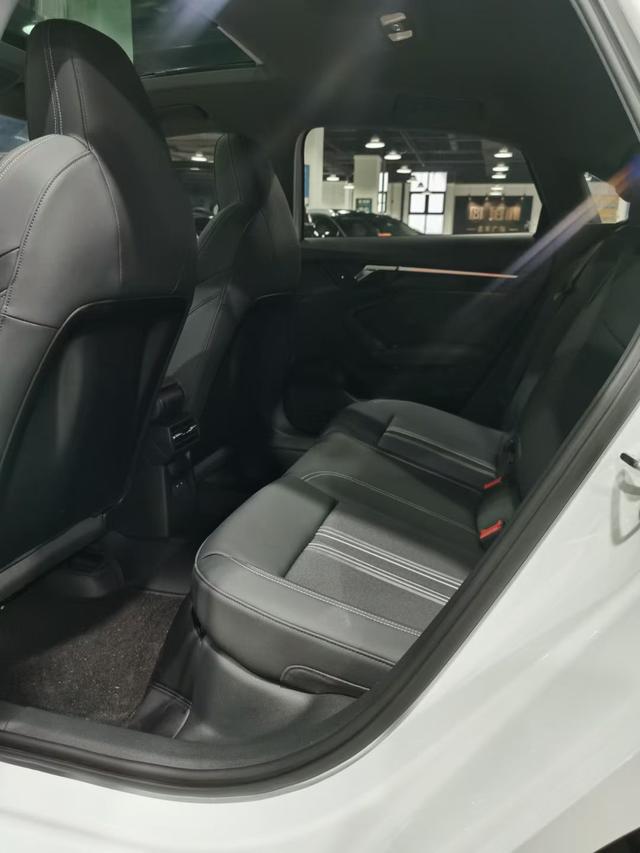 Audi A3 2024 A3L Limousine 35 TFSI Stylish Elegance – фото 5