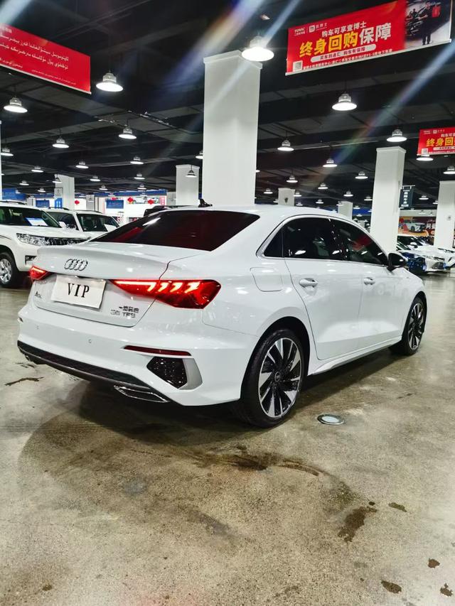 Audi A3 2024 A3L Limousine 35 TFSI Stylish Elegance – фото 7