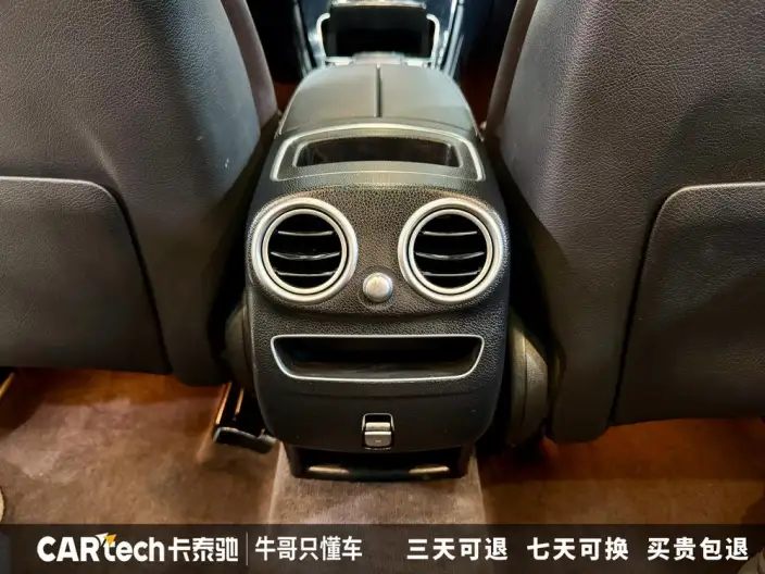 Mercedes-Benz GLC 2021 Model GLC 260 L 4MATIC Dynamic Model – фото 17