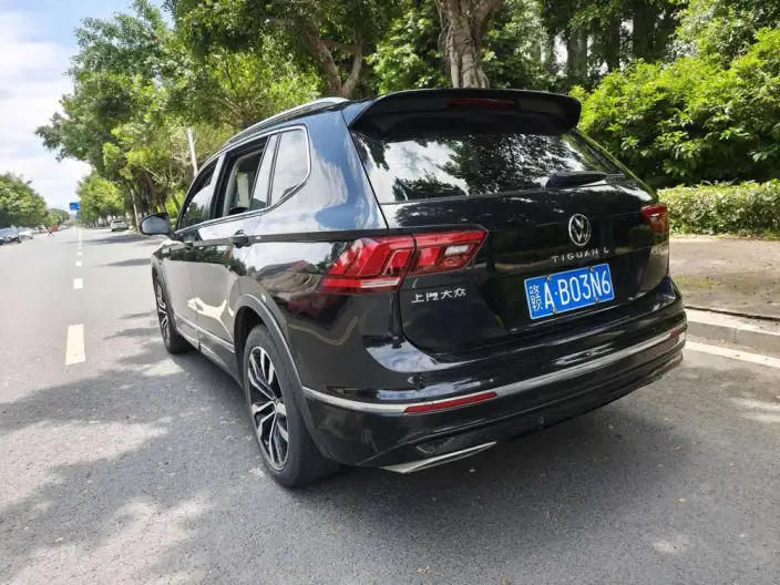 Volkswagen Tiguan L 2021 Model 330TSI Automatic 2WD R-Line Enjoy the version more – фото 5