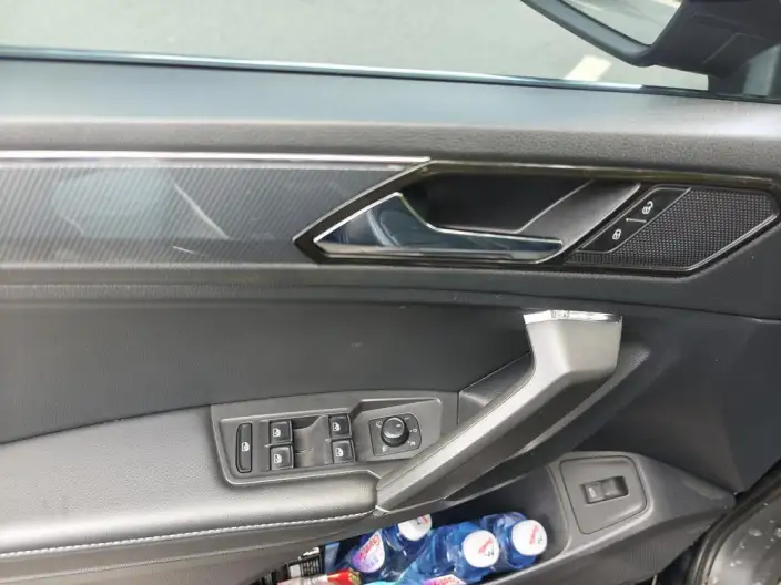 Volkswagen Tiguan L 2021 Model 330TSI Automatic 2WD R-Line Enjoy the version more – фото 20