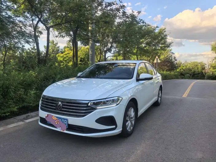 Volkswagen Lavida 2023 Model 1.5L Automatic Starry Sky Five Million Edition – фото 1