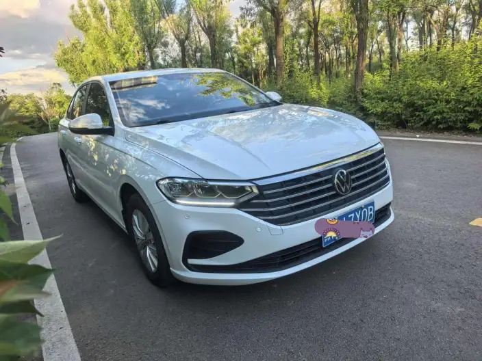 Volkswagen Lavida 2023 Model 1.5L Automatic Starry Sky Five Million Edition – фото 3