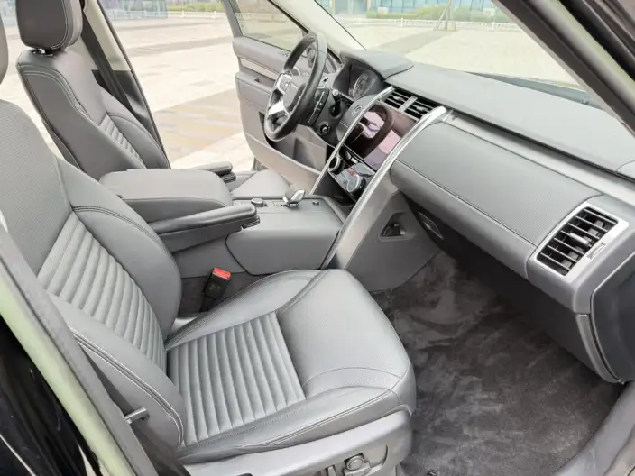 Land Rover Discovery 2023 Model 360PS R-Dynamic S – фото 6