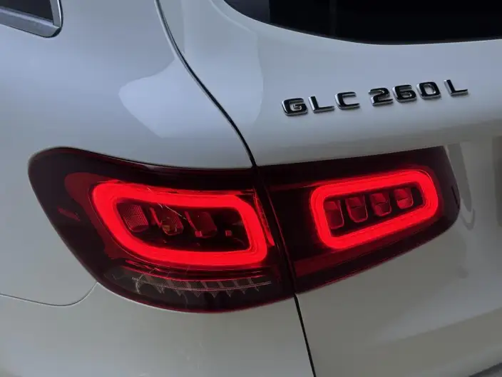 Mercedes-Benz GLC 2021 Model GLC 260 L 4MATIC Dynamic Model – фото 13