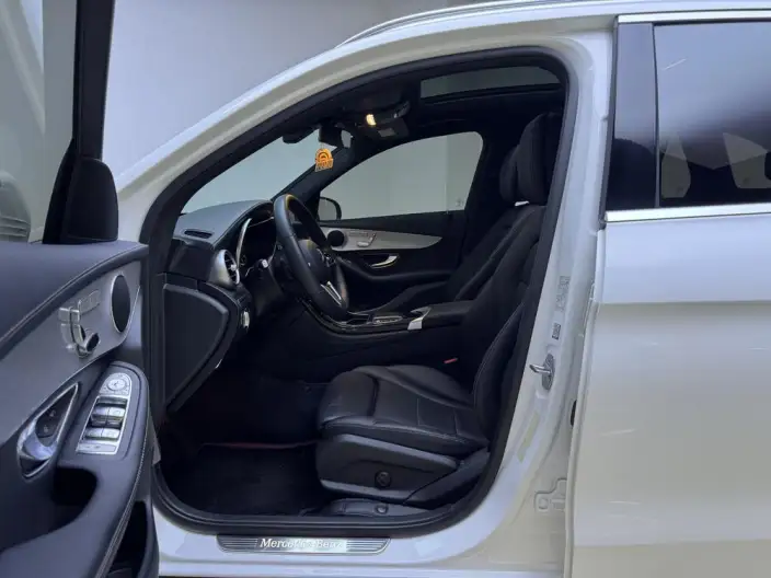 Mercedes-Benz GLC 2021 Model GLC 260 L 4MATIC Dynamic Model – фото 17