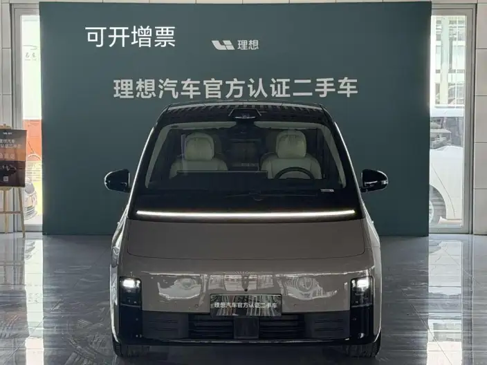 Li Auto MEGA 2024 Model Ultra Edition – фото 2