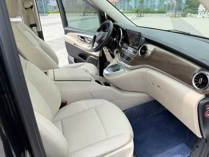 Mercedes-Benz V-Class 2020 Model V 260 L Long wheelbase Deluxe Edition – фото 6