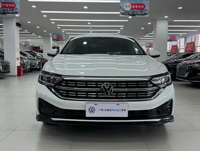 Volkswagen Sagitar 2023 Model 300TSI DSG Beyond Edition – фото 2