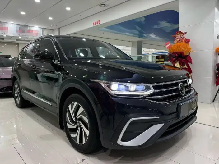 Volkswagen Tiguan L 2022 Model 330TSI Automatic 2WD Smart Edition – фото 3