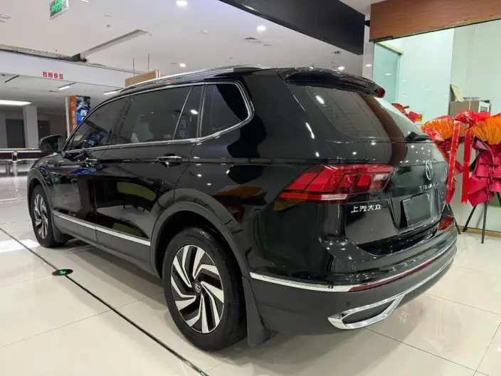 Volkswagen Tiguan L 2022 Model 330TSI Automatic 2WD Smart Edition – фото 4