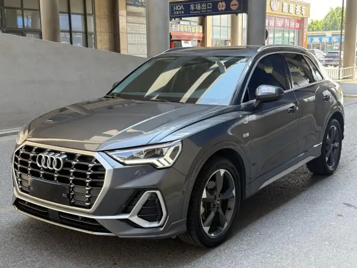 AUDI Q3 2022 Model 35 TFSI Fashion Dynamic Model – фото 1