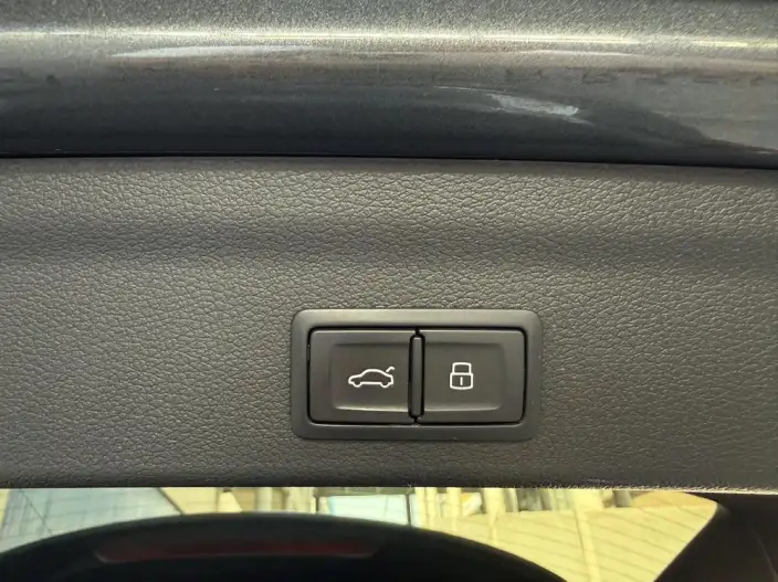 AUDI Q3 2022 Model 35 TFSI Fashion Dynamic Model – фото 12