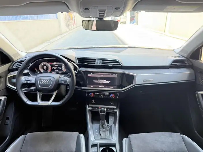 AUDI Q3 2022 Model 35 TFSI Fashion Dynamic Model – фото 17