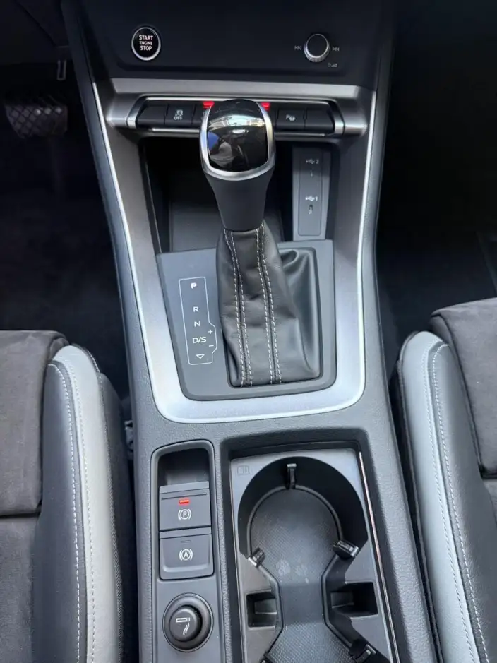 AUDI Q3 2022 Model 35 TFSI Fashion Dynamic Model – фото 20