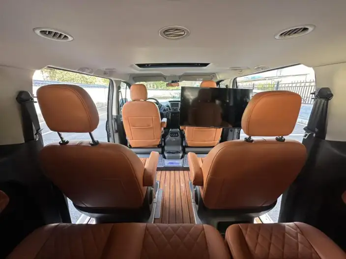 Tourneo 2020 Model 2.0T Automatic Elite Edition – фото 9