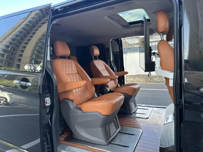 Tourneo 2020 Model 2.0T Automatic Elite Edition – фото 19