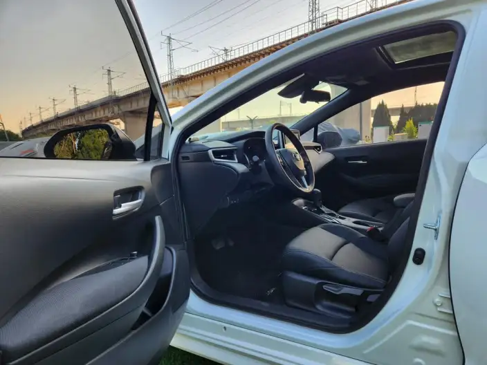 Toyota Levin 2022 Model 185T CVT Deluxe Edition – фото 14