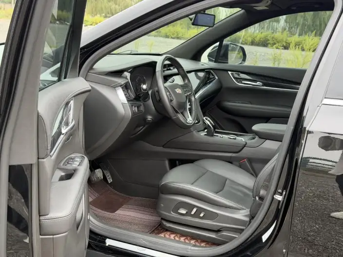 Cadillac XT6 2021 Model 28T VI seat 4WD Luxury Model – фото 16