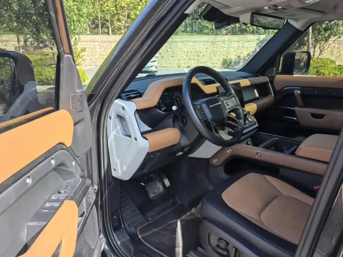 Land Rover Defender 2023 Model 110 3.0T P400 X-Dynamic HSE – фото 8
