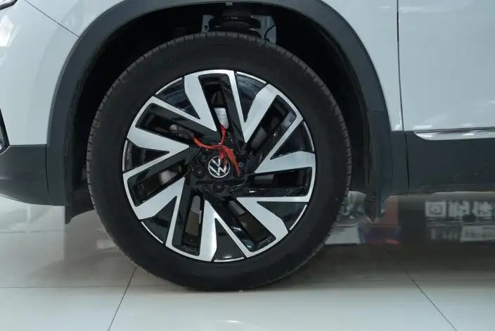 Volkswagen Tayron 2024 Model 300TSI 2WD Luxury Plus Advanced version – фото 9