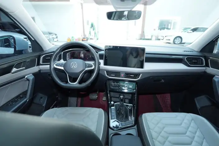 Volkswagen Tayron 2024 Model 300TSI 2WD Luxury Plus Advanced version – фото 14