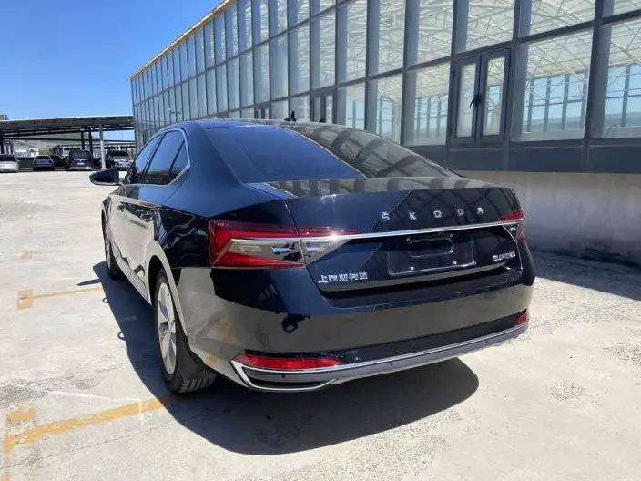 Skoda Superb 2021 Model TSI280 DSG Comfort Edition – фото 4