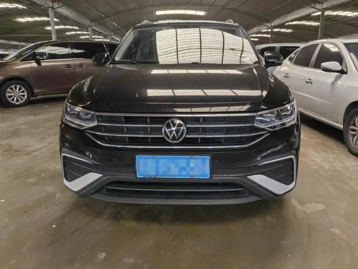 Volkswagen Tiguan L 2023 Model 300TSI 2WD Smart Edition – фото 2