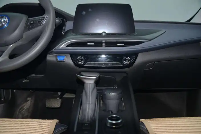 Buick Velite 6 2022 Model Connected Fashion Model PLUS – фото 9