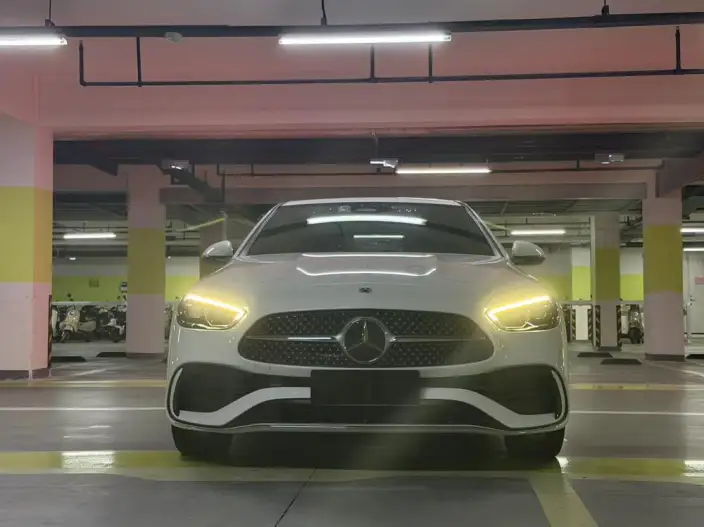 Mercedes-Benz C-Class 2022 Model C 200 L Sports Edition – фото 2