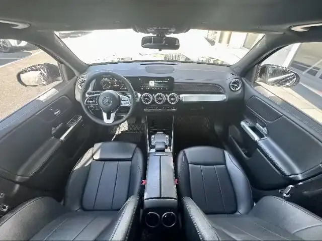 Mercedes-Benz GLB 2023 Model GLB 220 Dynamic Model – фото 6