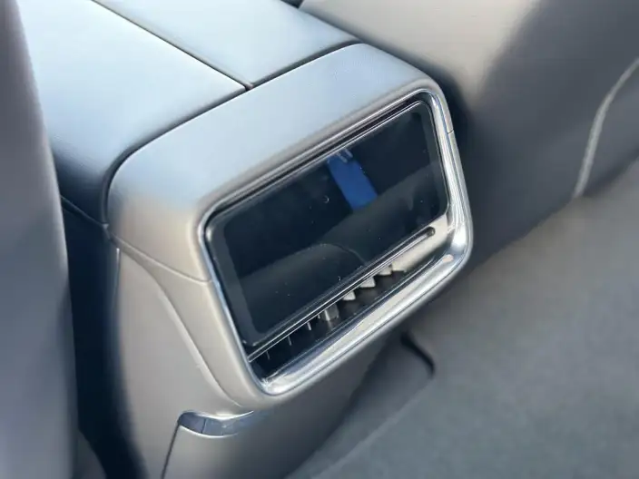 Xiaomi SU7 2026 Model 4WD Max Edition – фото 12