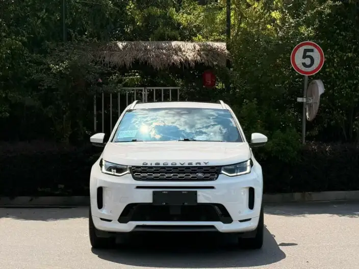Land Rover Discovery Sport 2022 Model 249PS R-Dynamic SE Performance Technology Edition 5 seat – фото 2