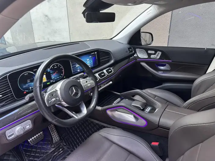 Mercedes-Benz GLS 2023 Model GLS 450 4MATIC Fashion Model – фото 12