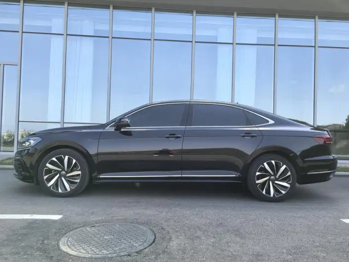 Volkswagen Passat 2023 Model 330TSI Elite Edition – фото 2