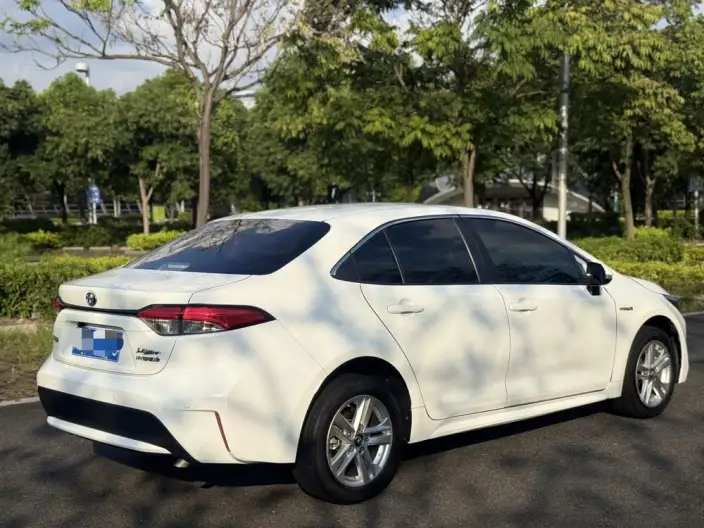 Toyota Levin 2022 Model Hybrid 1.8H E-CVT Enterprising Edition – фото 6