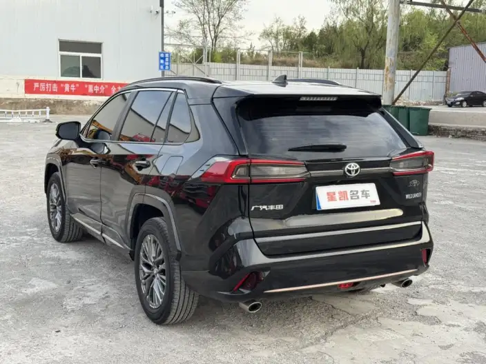 Toyota Wildlander 2024 Model 2.0L 2WD Luxury PLUS Edition – фото 4