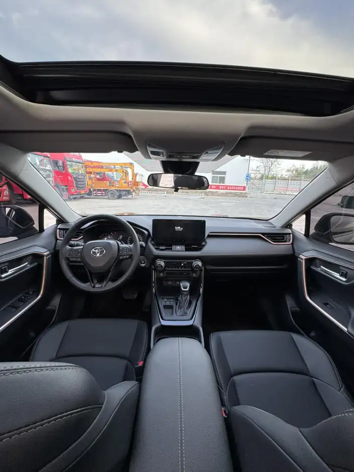 Toyota Wildlander 2024 Model 2.0L 2WD Luxury PLUS Edition – фото 15