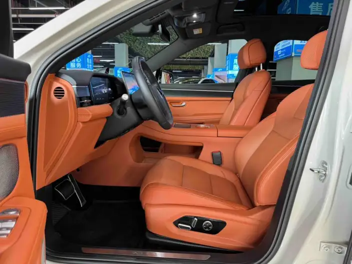 Aito M5 2025 Model Extended Range Ultra 4WD Edition – фото 12