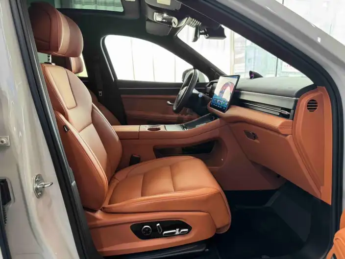 Aito M5 2025 Model Extended Range Ultra 4WD Edition – фото 16
