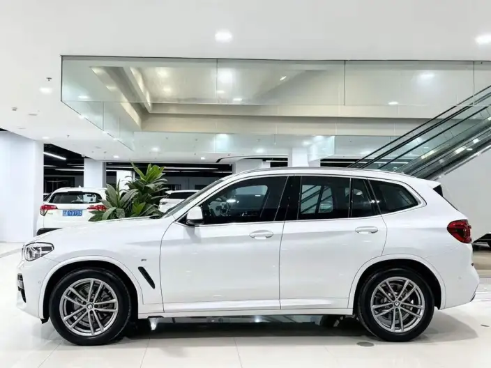 BMW X3 2021 Model xDrive28i M Sports Set – фото 3