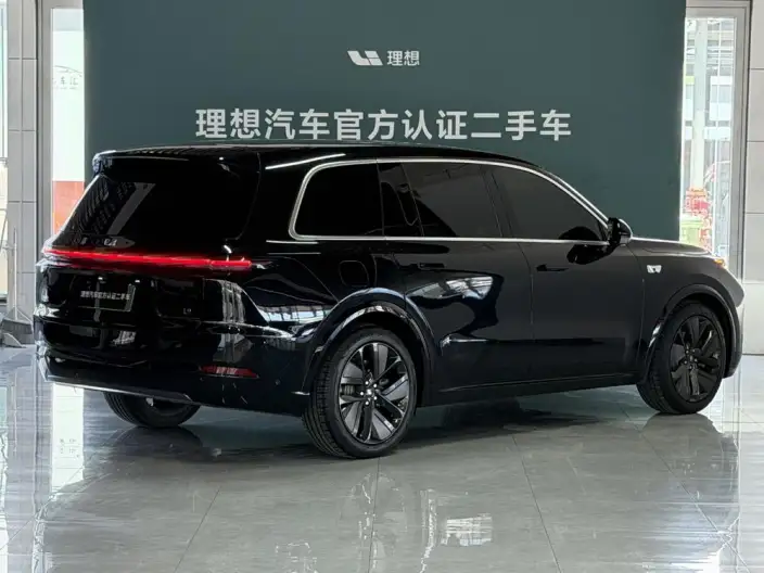 Li Auto L9 2022 Model Max Edition – фото 4
