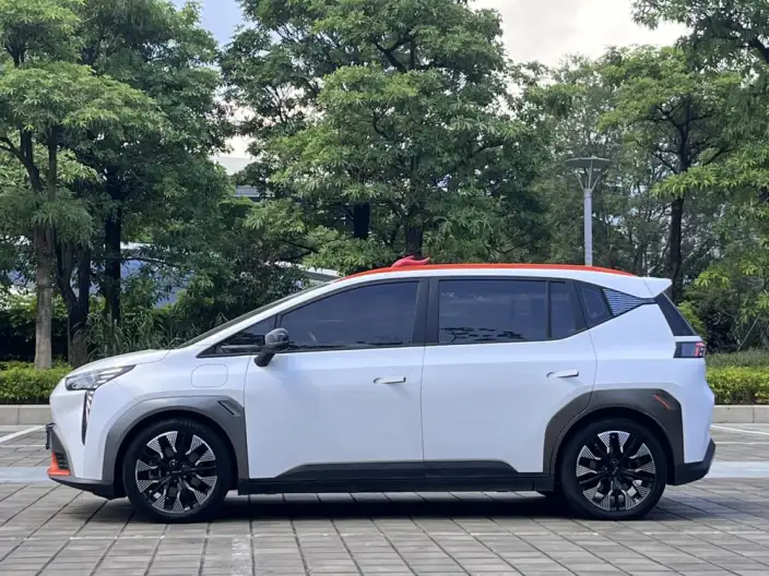 AION Y 2022 Model 70 Technology Edition Ternary lithium – фото 3