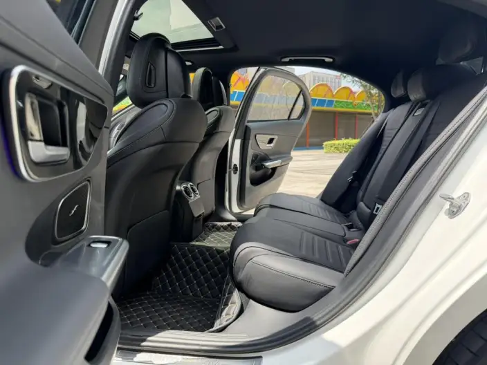 Mercedes-Benz C-Class 2023 Model C 200 L Sports Edition – фото 9