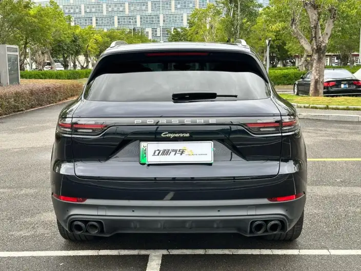 Cayenne E-Hybrid 2023 Model Cayenne E-Hybrid 2.0T – фото 5