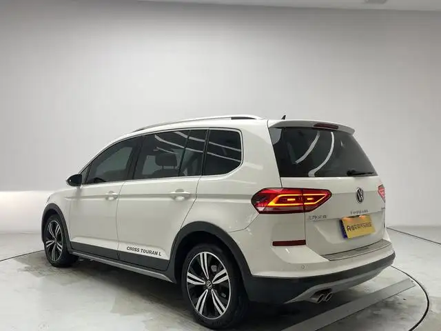 Volkswagen Touran L 2021 Model 280TSI DSG Extension Edition 6 seat – фото 5