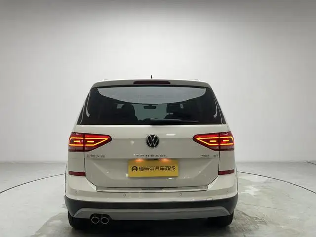 Volkswagen Touran L 2021 Model 280TSI DSG Extension Edition 6 seat – фото 6