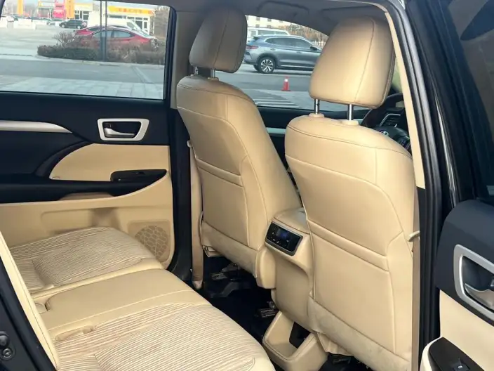 Toyota Highlander 2021 Model 2.0T 4WD Elite Edition 7 seat – фото 7